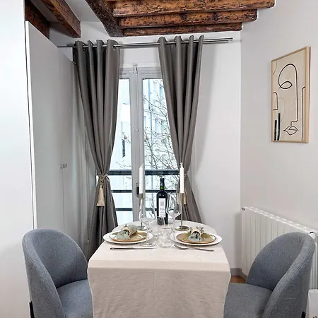 Saint Germain Des Pres Apartment Paris